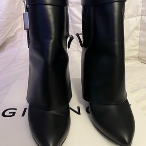 Givenchy short shark boots